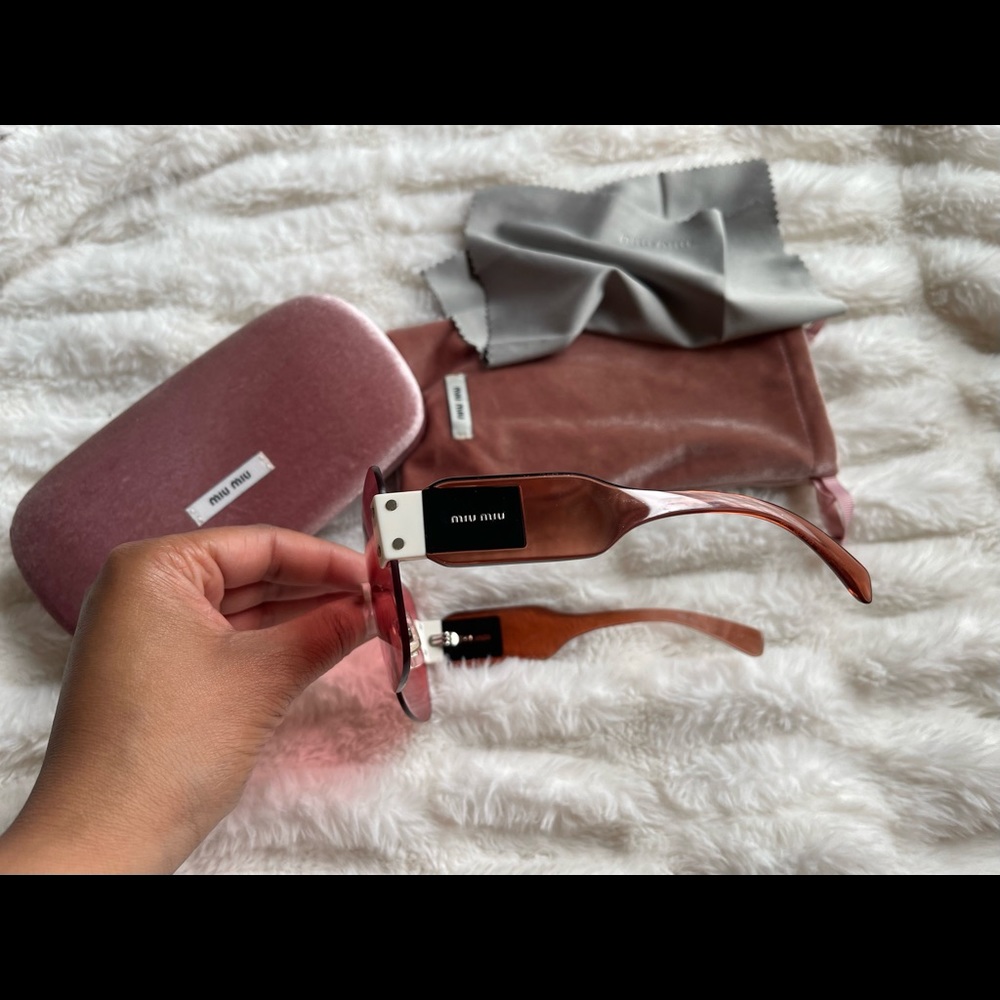 Sun Glasses - image 2